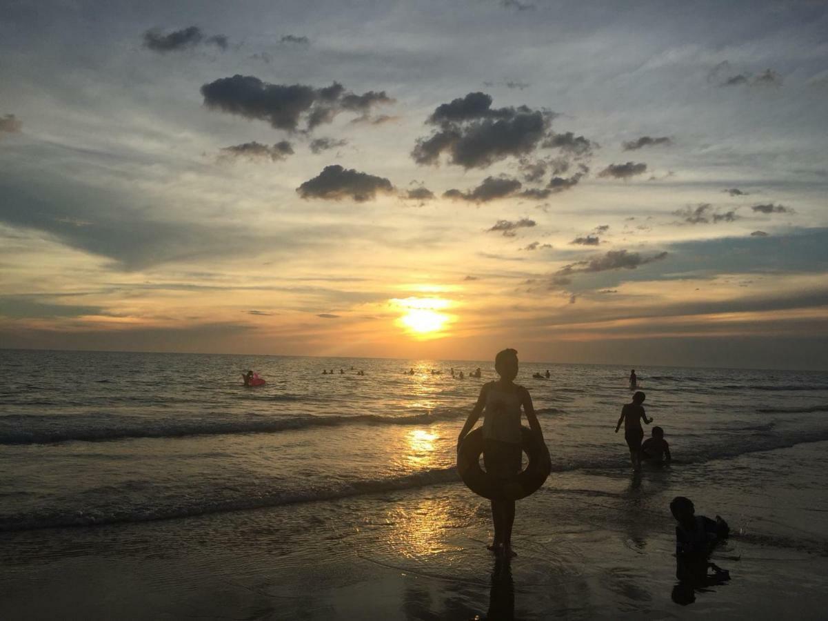 Rayong Condochain 325 Ban Phe Exterior photo